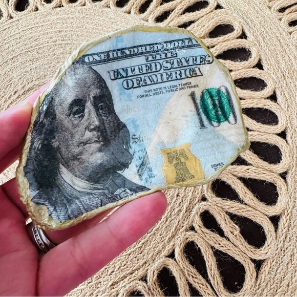 Glossy Benjamin Cash Money Hundred Dollar Bill Decoupage Oyster Shell Trinket - Picture 6 of 7